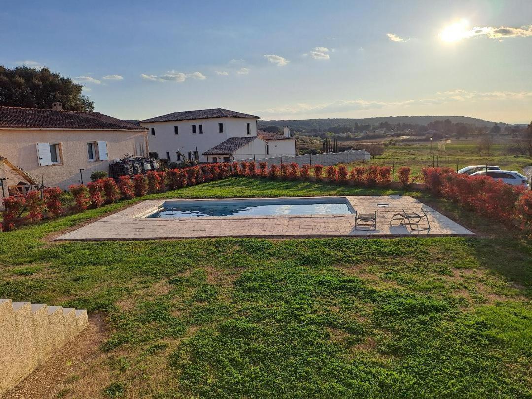 Villa Familiale Avec Piscine, Jardin A 10 Mn D'Uzes Flaux Ngoại thất bức ảnh