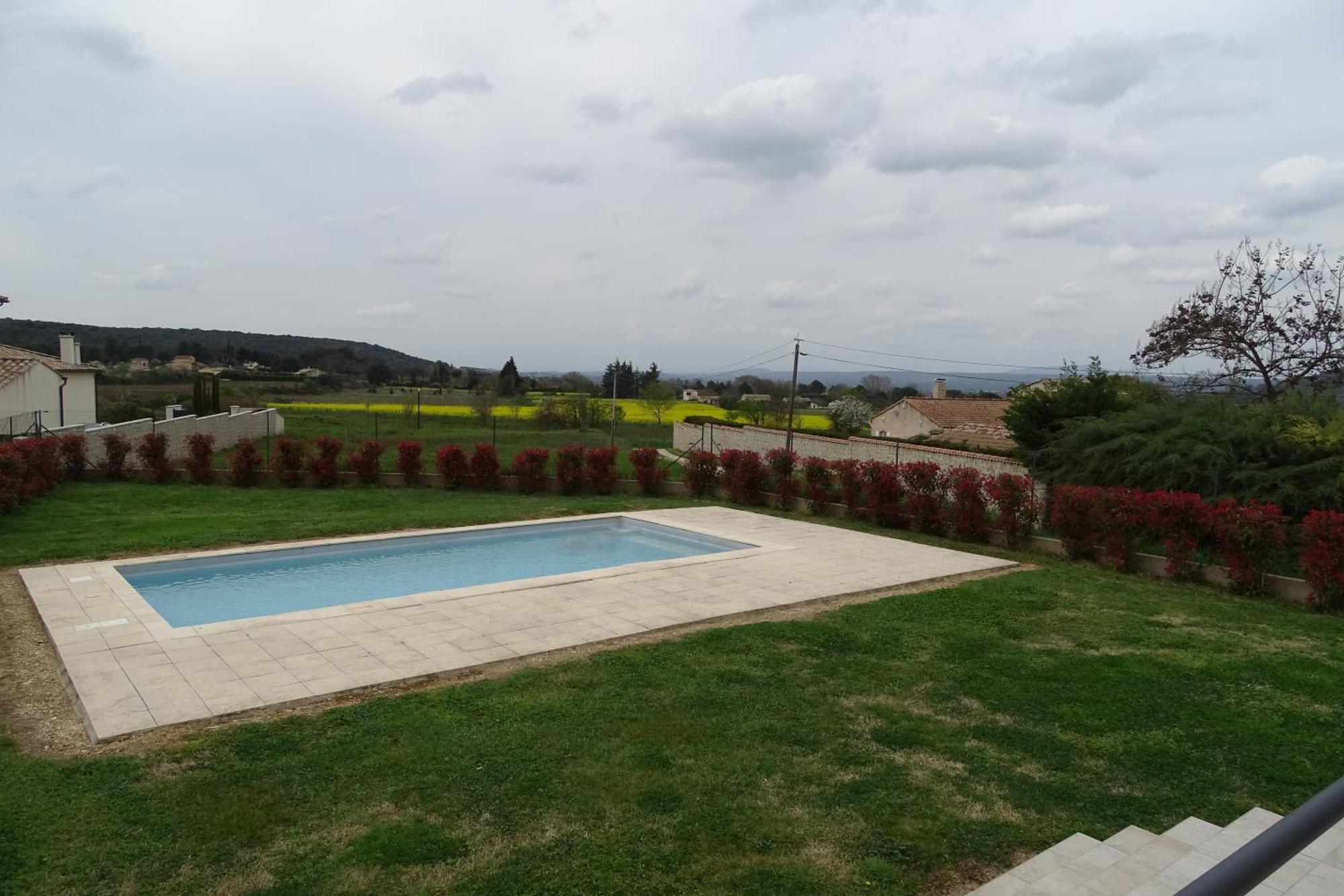 Villa Familiale Avec Piscine, Jardin A 10 Mn D'Uzes Flaux Ngoại thất bức ảnh