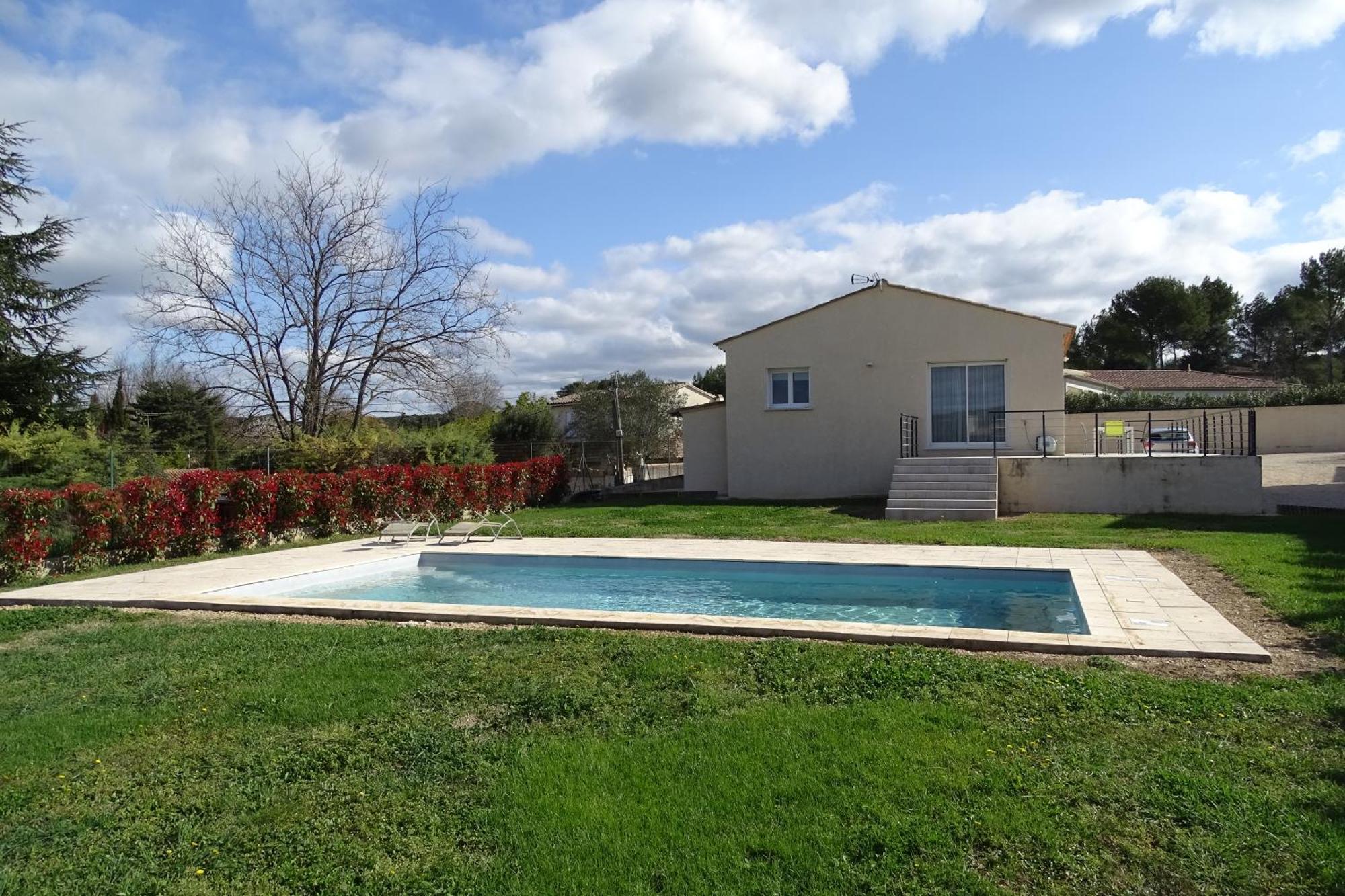 Villa Familiale Avec Piscine, Jardin A 10 Mn D'Uzes Flaux Ngoại thất bức ảnh